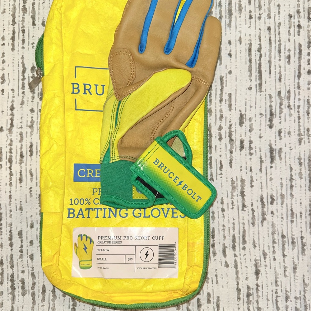 Bruce & Bolt Kids Premium Pro Batting Gloves Coach Rac LEFT HAND ONLY! Size Smal